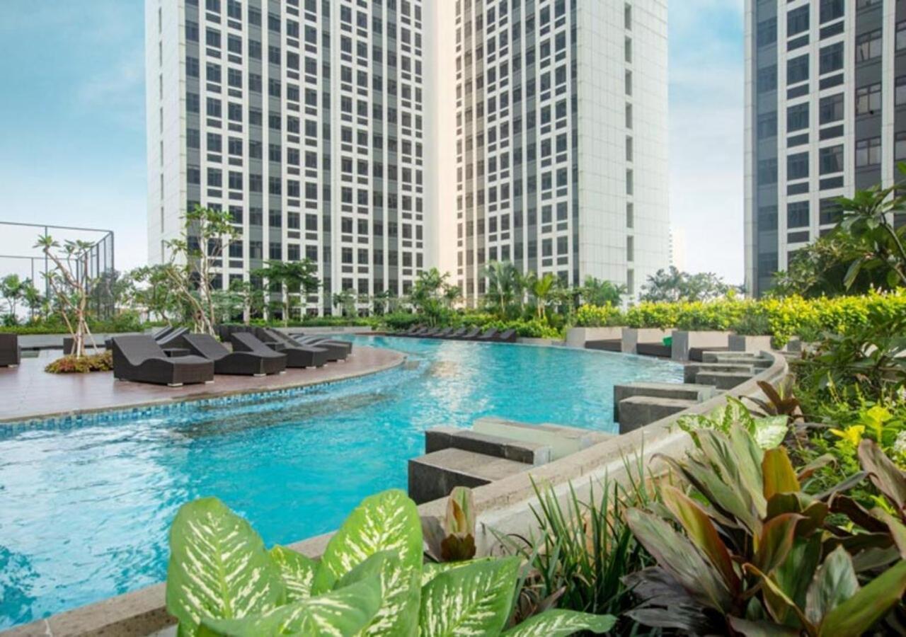 Louis Kienne Cikarang Hotel & Service Apartment Bekasi Exteriör bild